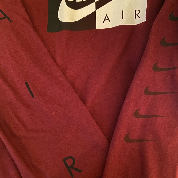 Nike maroon long sleeve - Picture 2 of 2